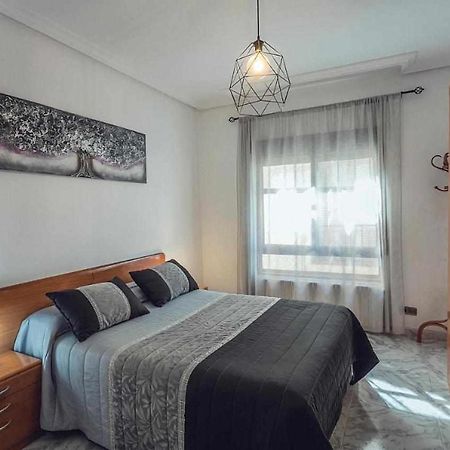 Ferienwohnung Apartamento Picual Tranquilo Y Bien Ubicado Úbeda Exterior foto