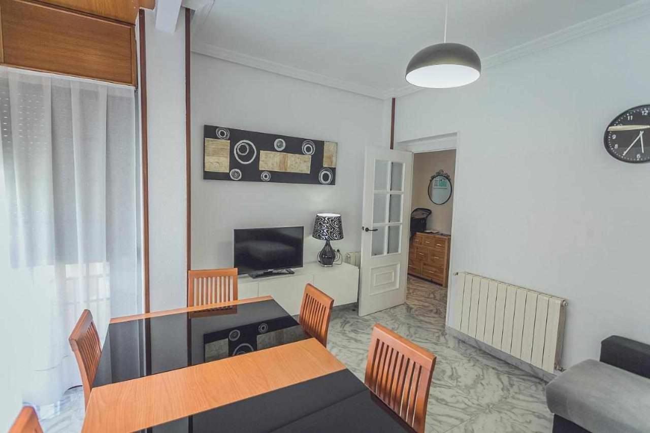 Ferienwohnung Apartamento Picual Tranquilo Y Bien Ubicado Úbeda Exterior foto